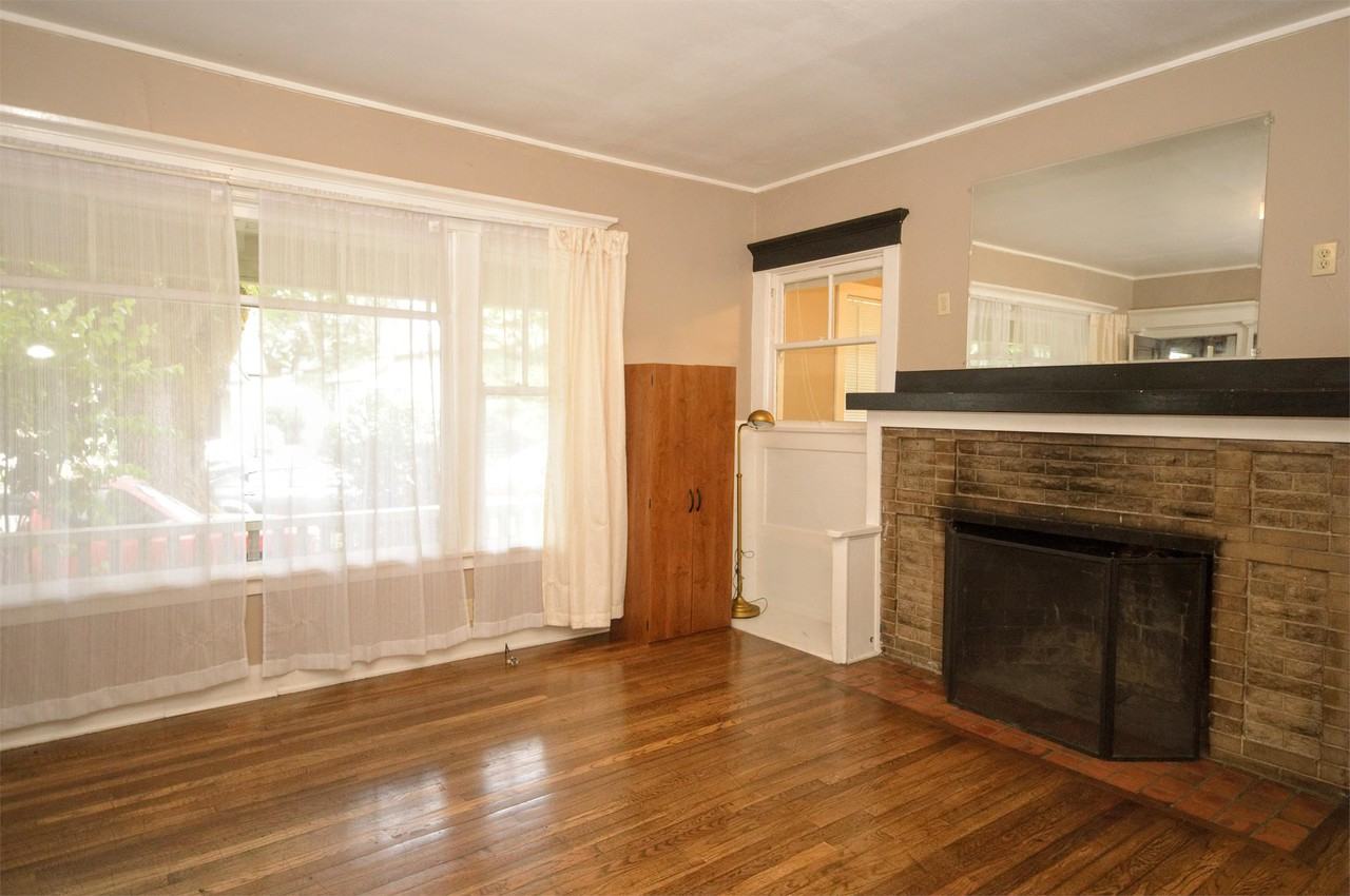 227 Nw 11th St #2 - Photo 3 of 21
