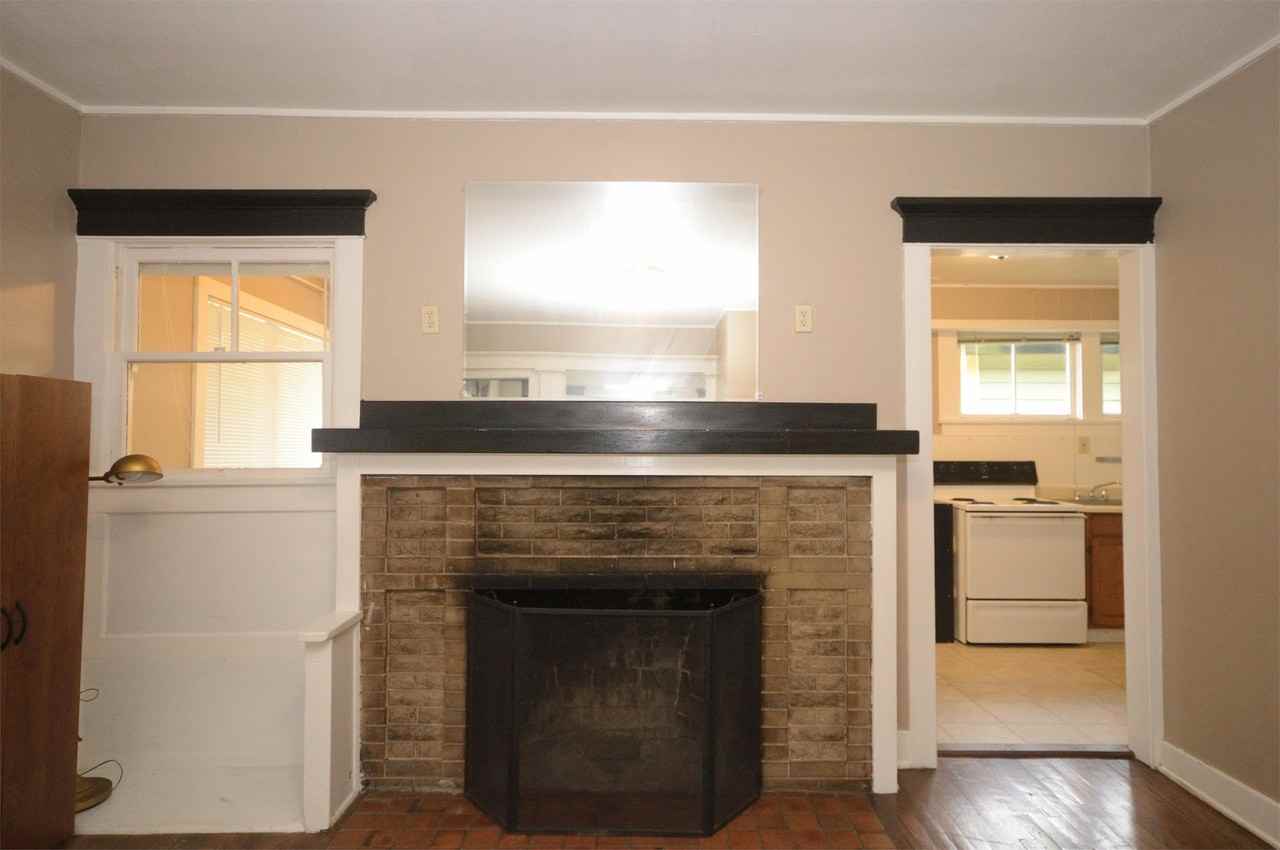 227 Nw 11th St #2 - Photo 4 of 21