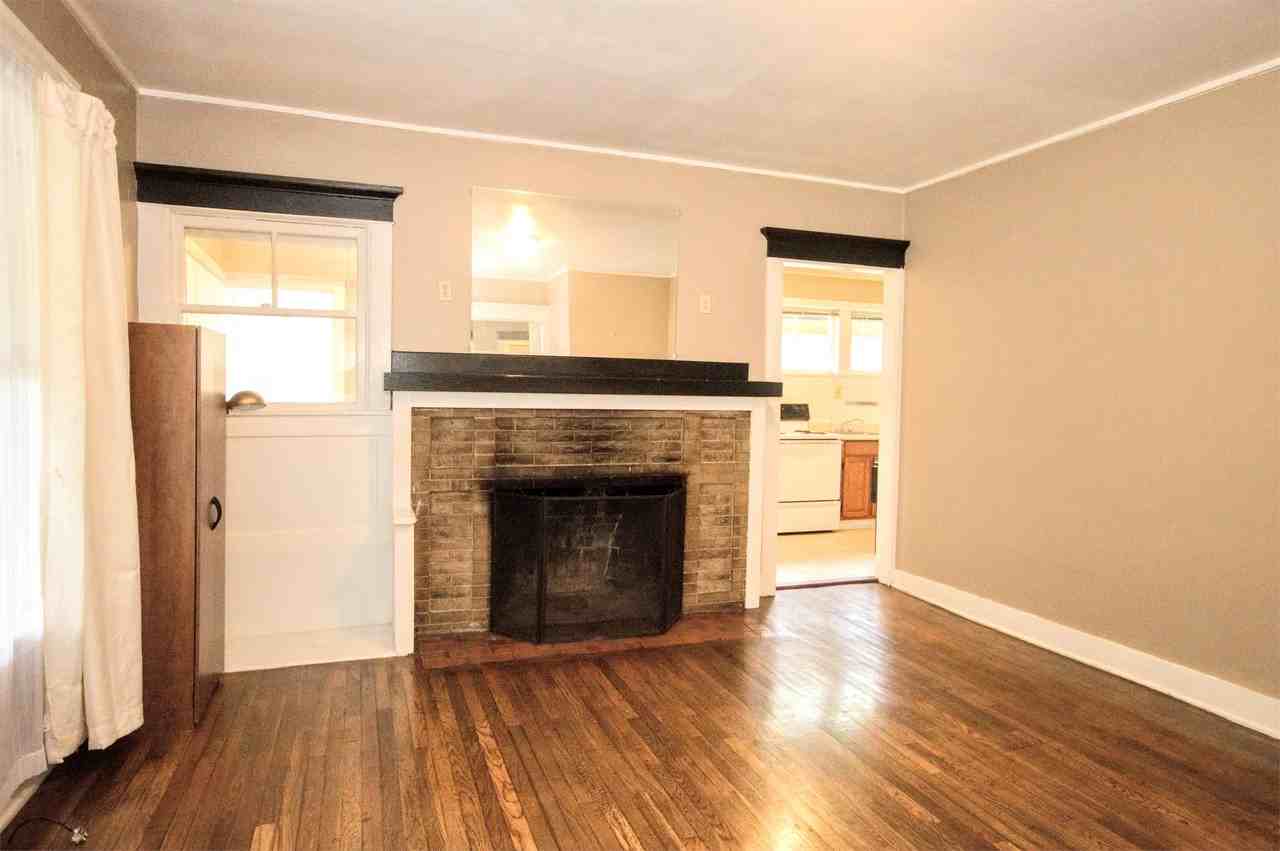 227 Nw 11th St #2 - Photo 5 of 21