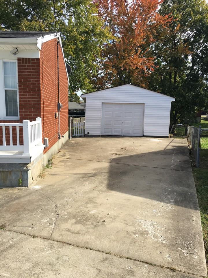 223 Wise Ct #1 - Photo 4 of 11
