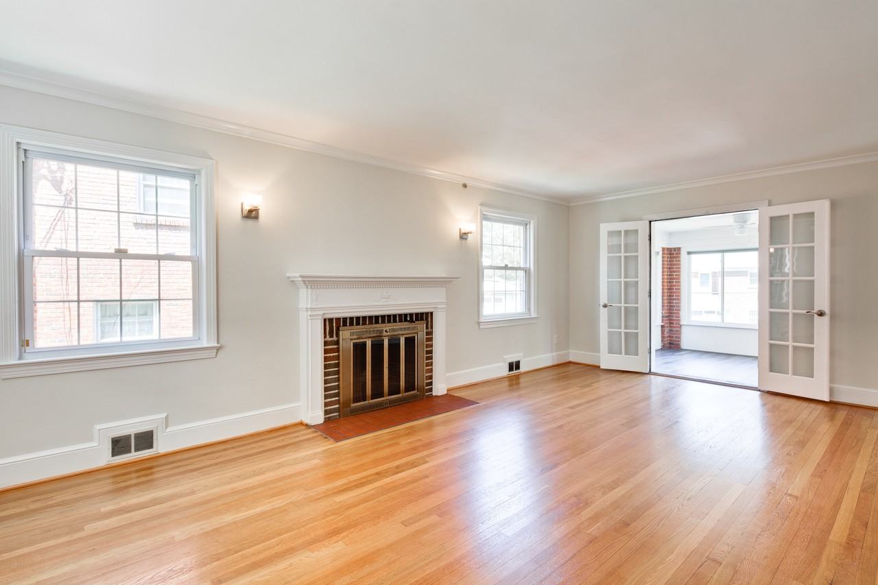 1667 Primrose Rd Nw #1 - Photo 2 of 20