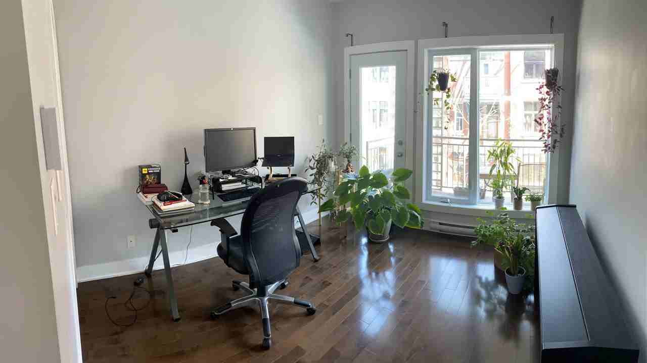 201 Rue Charlotte #211 - Photo 6 of 11