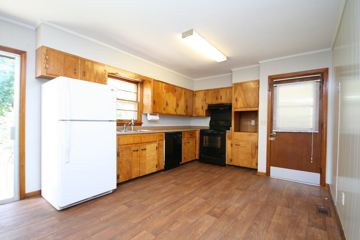 603 Austin Dr Nw #1 - Photo 4 of 18