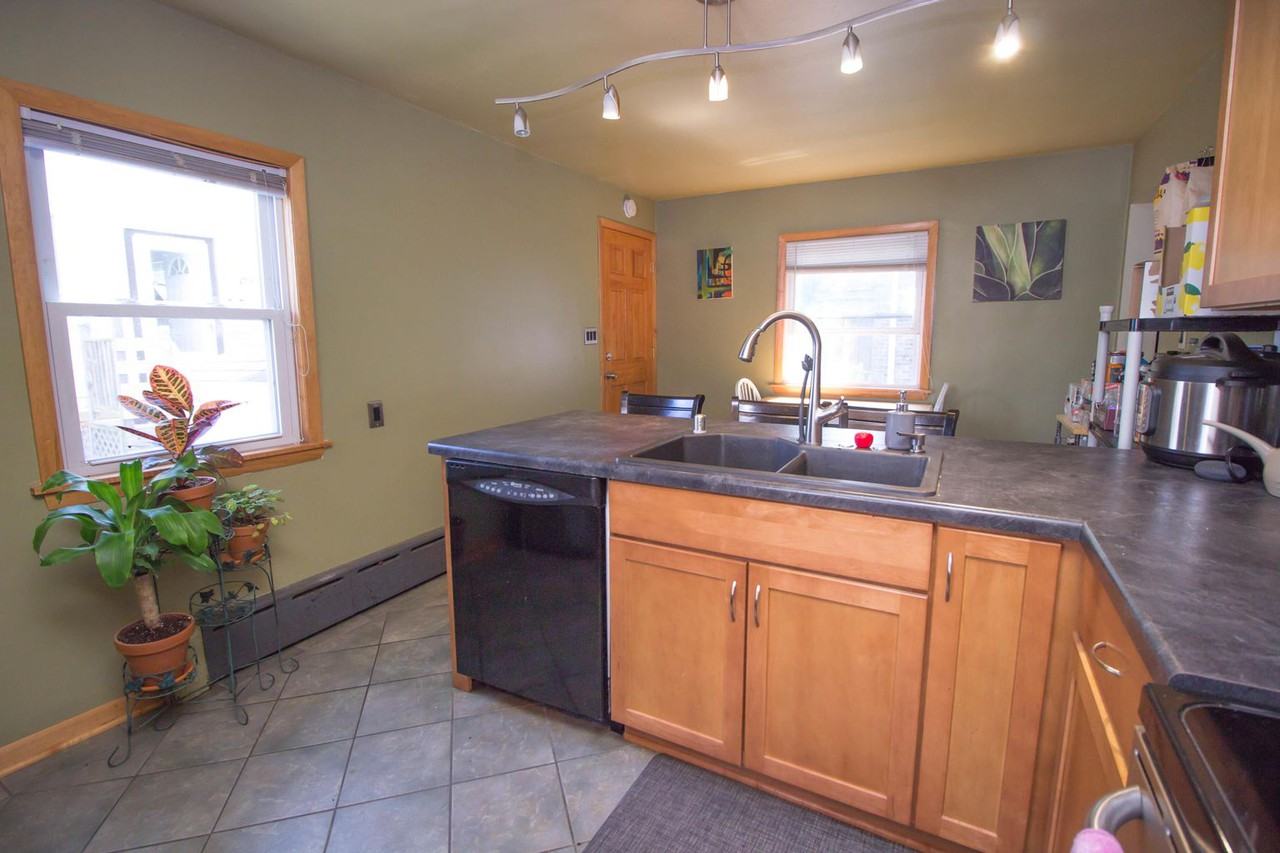1834 N Humboldt Ave Frnt #1834 - Photo 3 of 16