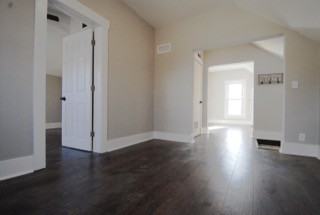 102 Harriet St S #3 - Photo 4 of 14