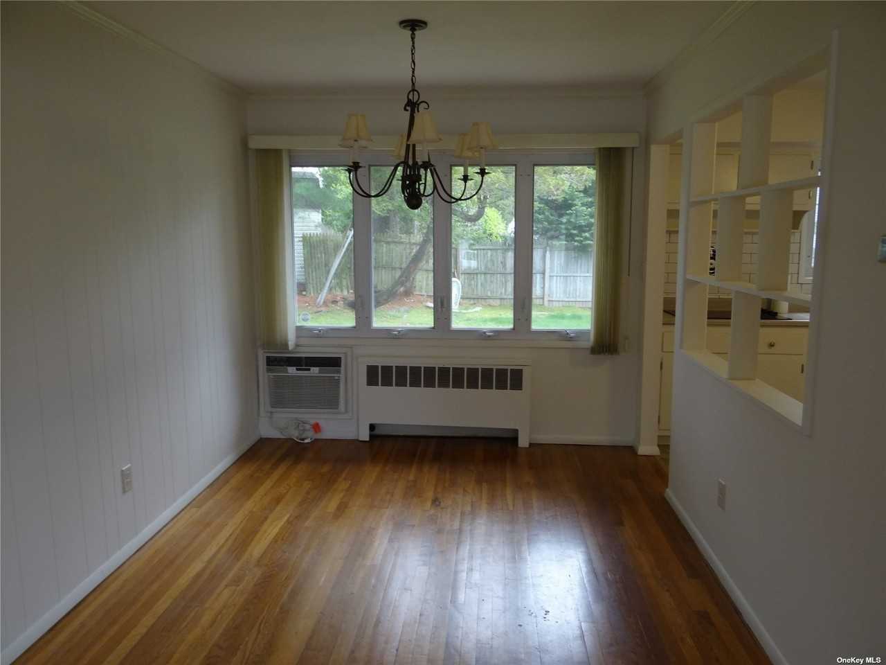 8 Sherman Rd - Photo 3 of 11