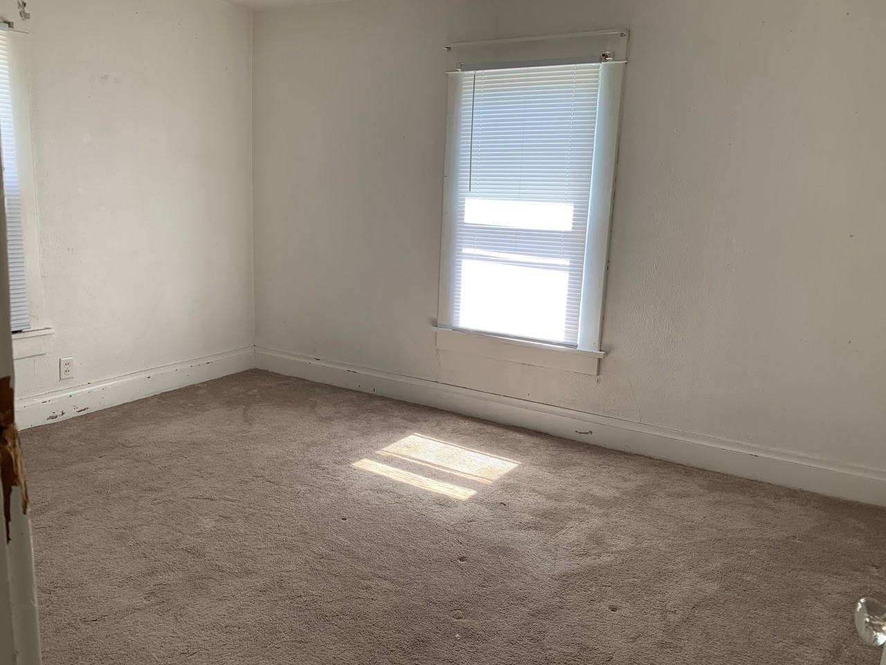 532 Western Ave #1-2 - Photo 2 of 10