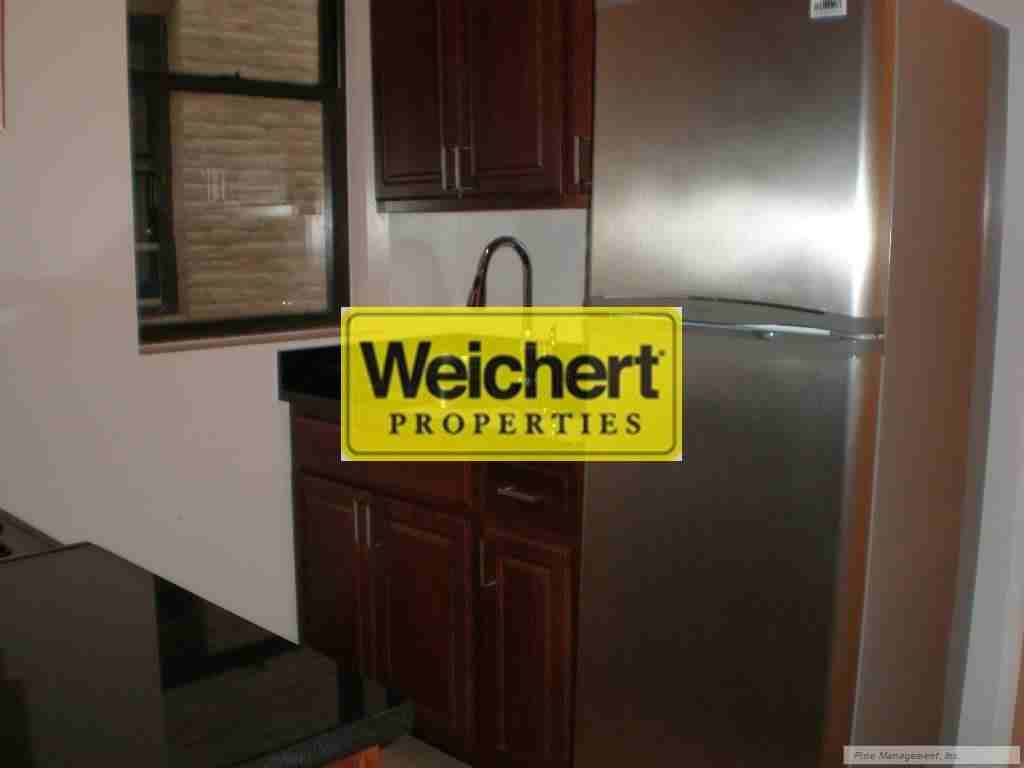 Amsterdam Ave & West 80th St #2Br