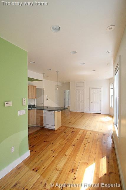 365 Columbia St #2 - Photo 5 of 14
