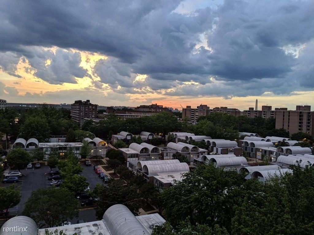 1311 1311 Delaware Ave sw S830 - Photo 2 of 12