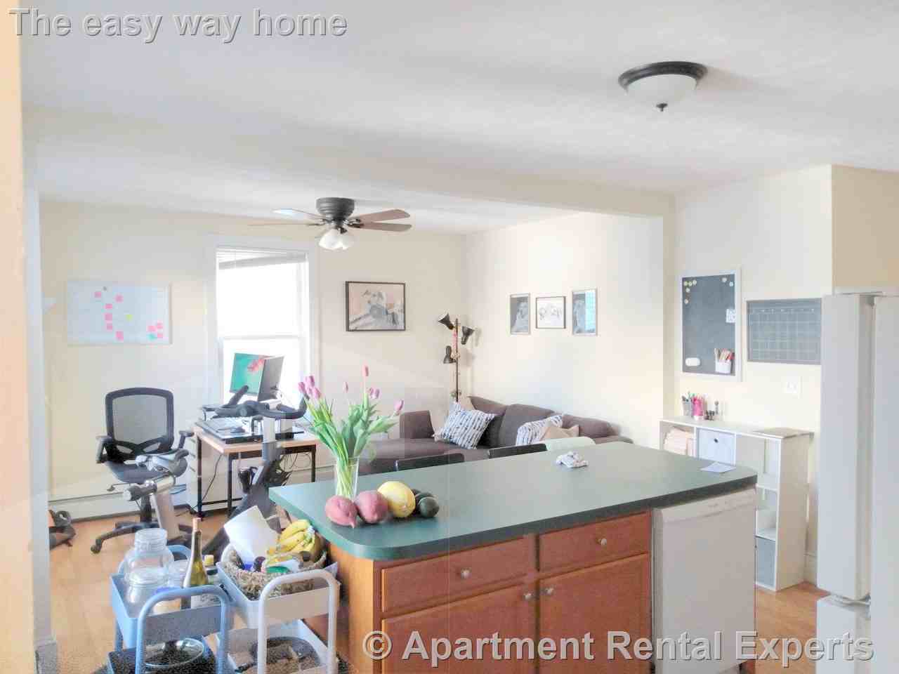 387 Columbia St - Photo 3 of 22