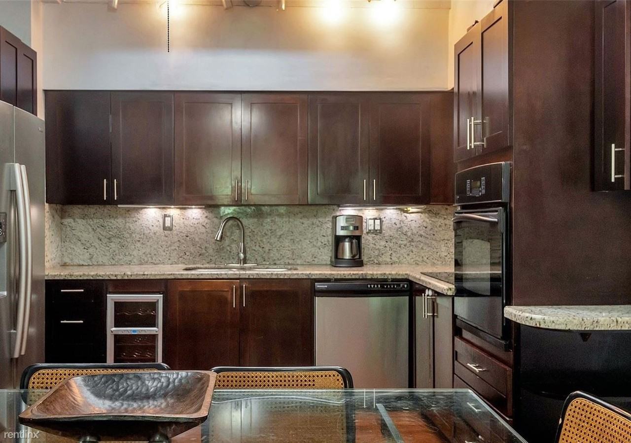 5845 Sw 88th St #5845 - Photo 2 of 7