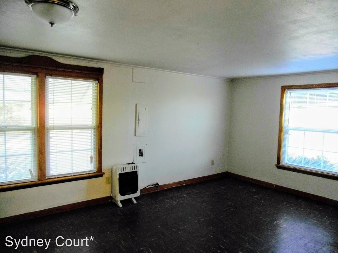 8416 E 19th St - Photo 3 of 6