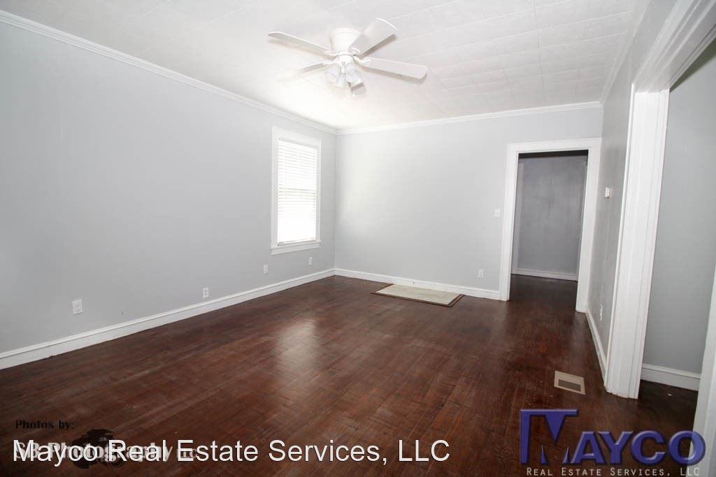 122-124 E Wyandotte - Photo 2 of 9