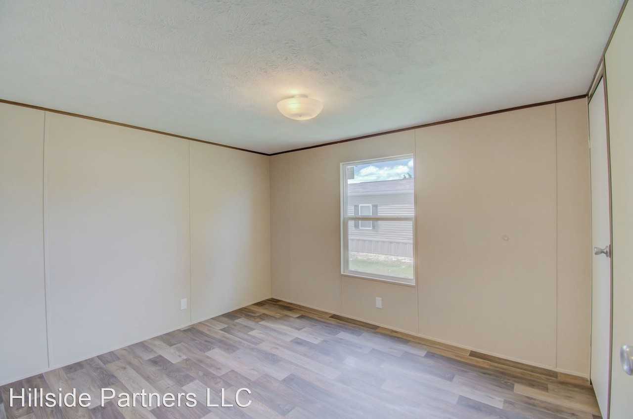 8059 Dixie Blanchard - Photo 2 of 11