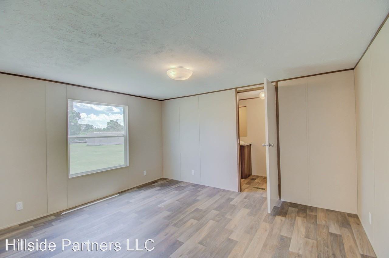 8059 Dixie Blanchard - Photo 3 of 11