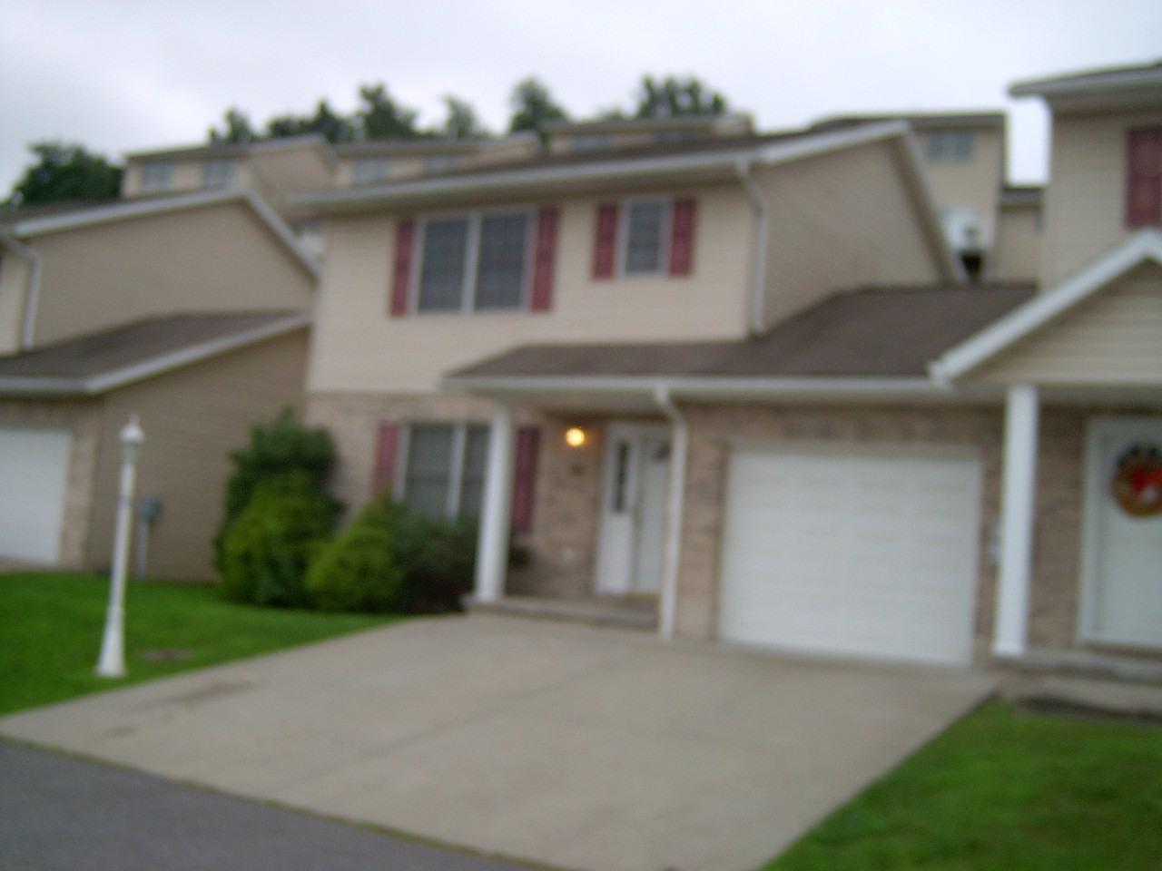 262 Donna Ave - Photo 2 of 16