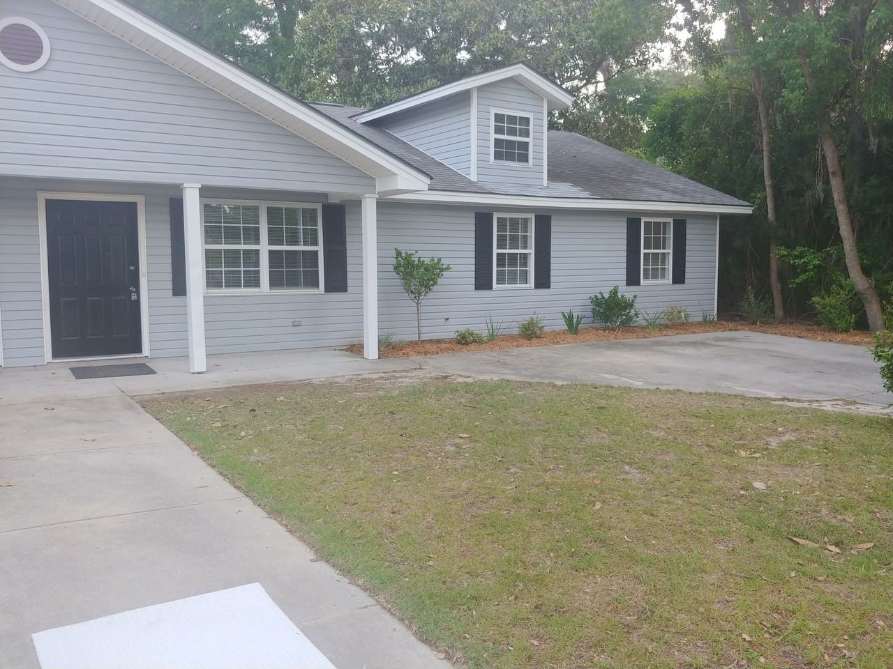 315A Eugene St - Photo 2 of 23