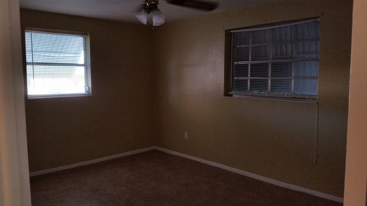 3505 Windham Dr - Photo 4 of 13