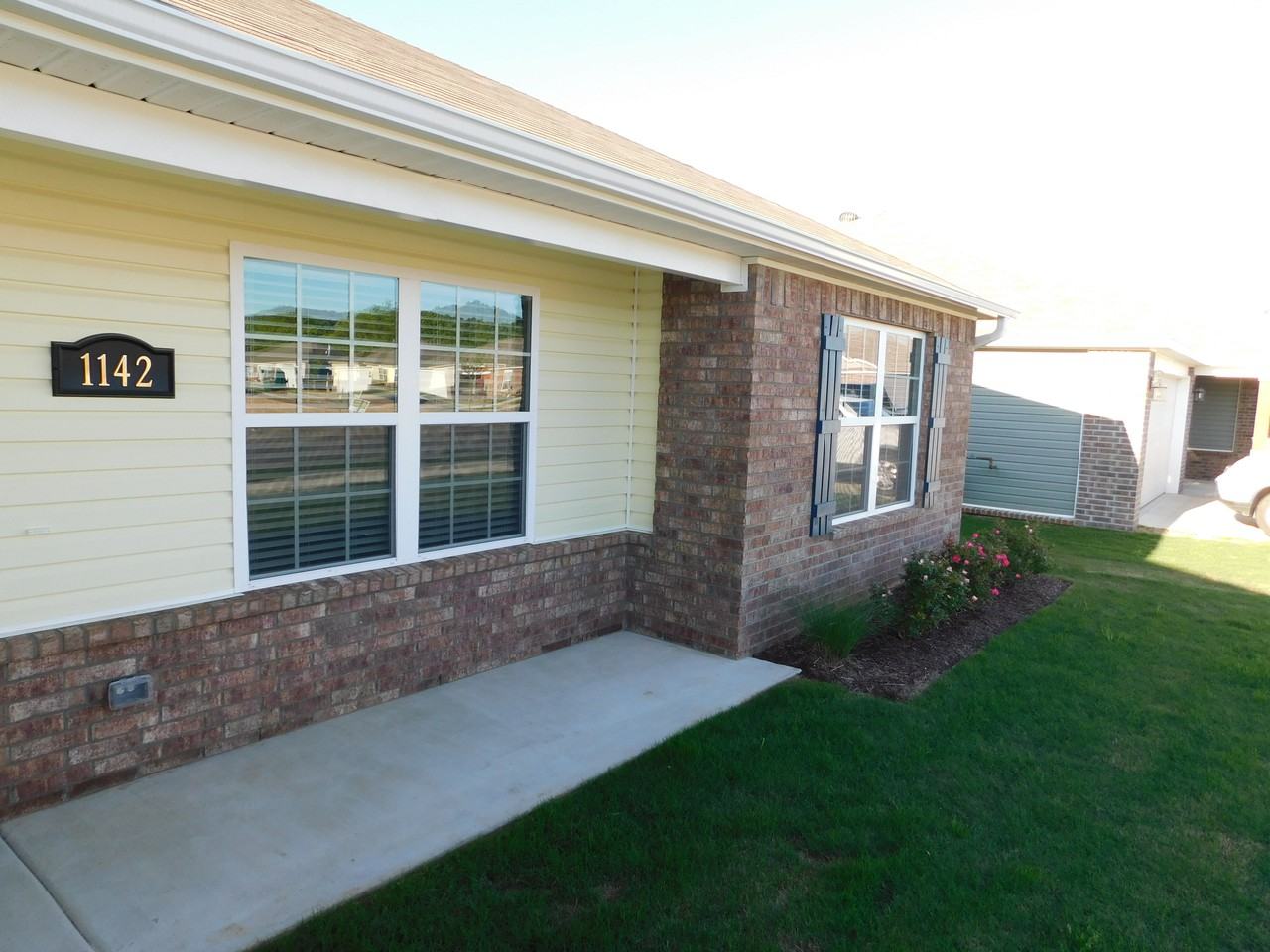 1142 S Gentle Valley Dr - Photo 3 of 16