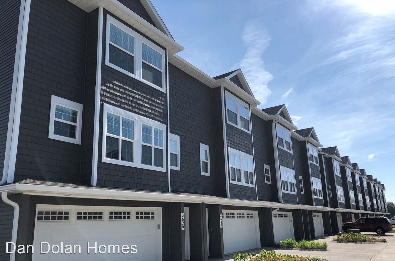 3613 Tanglewood Rd, Bettendorf, IA 52722 3 Bedroom Apartment for Rent