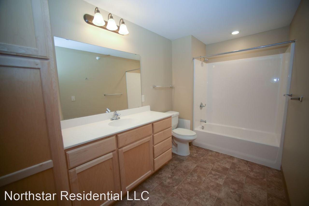 17250 Twin Lakes Road - Photo 2 of 11