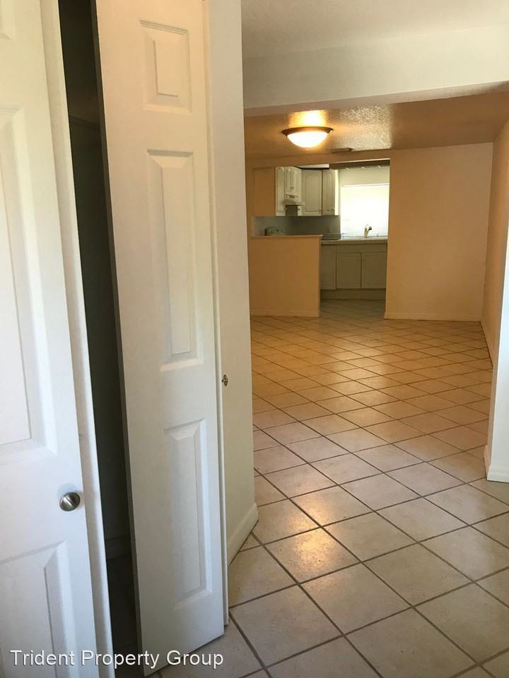 516 E Esther - Photo 2 of 8