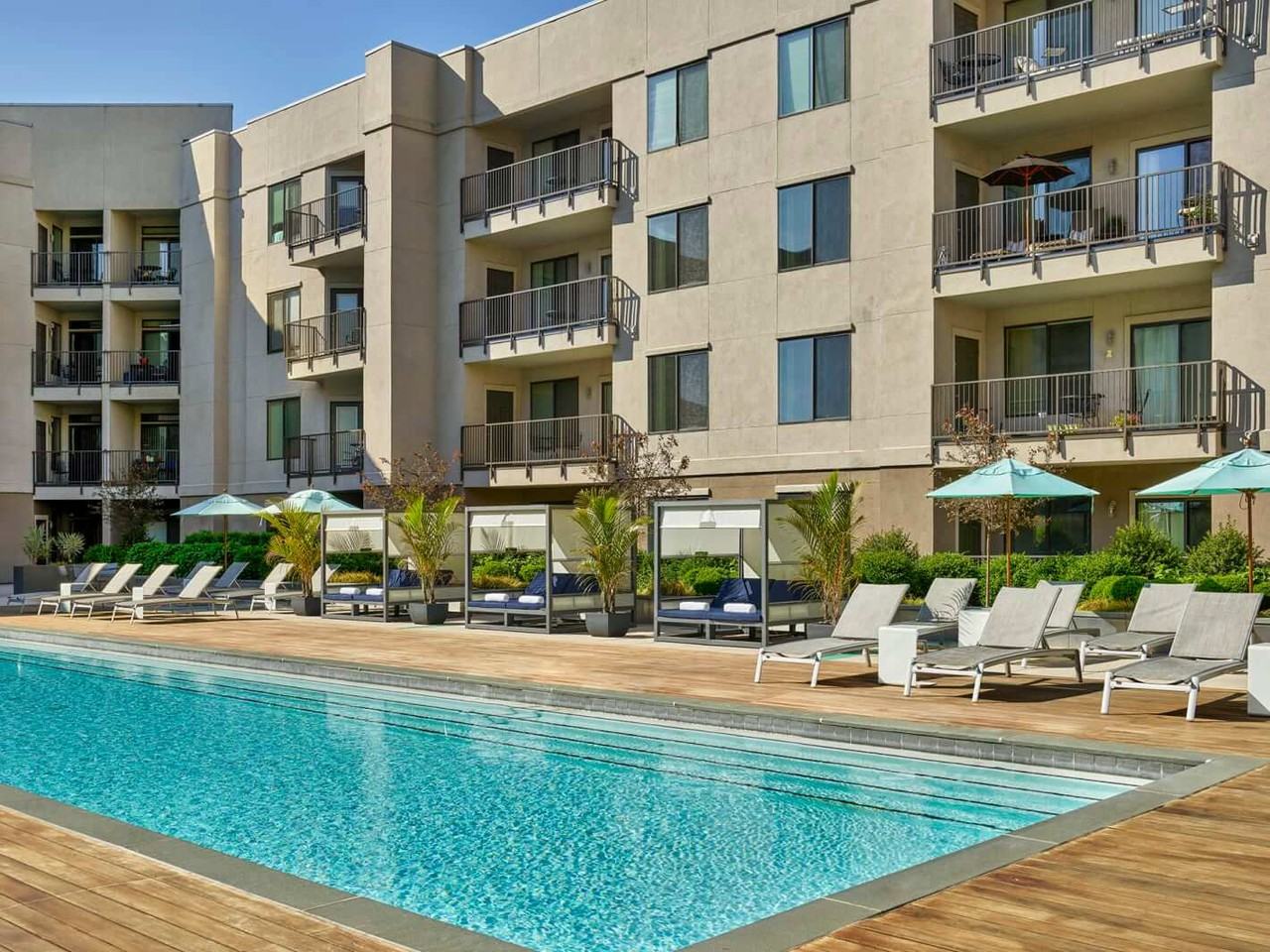 AVE Clifton - Photo 7 of 18