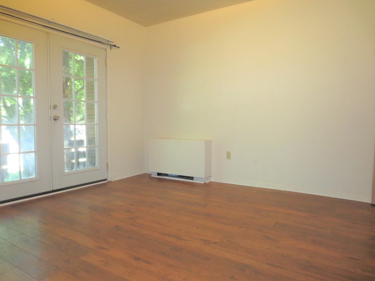 6350 Forward Ave #14 - Photo 5 of 125