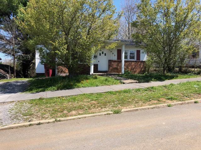 1003 Henry Street - Photo 2 of 6