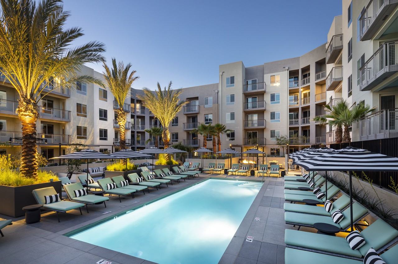 Bahay 330 N Westlake Ave, Los Angeles, CA 90026 Apartment for Rent