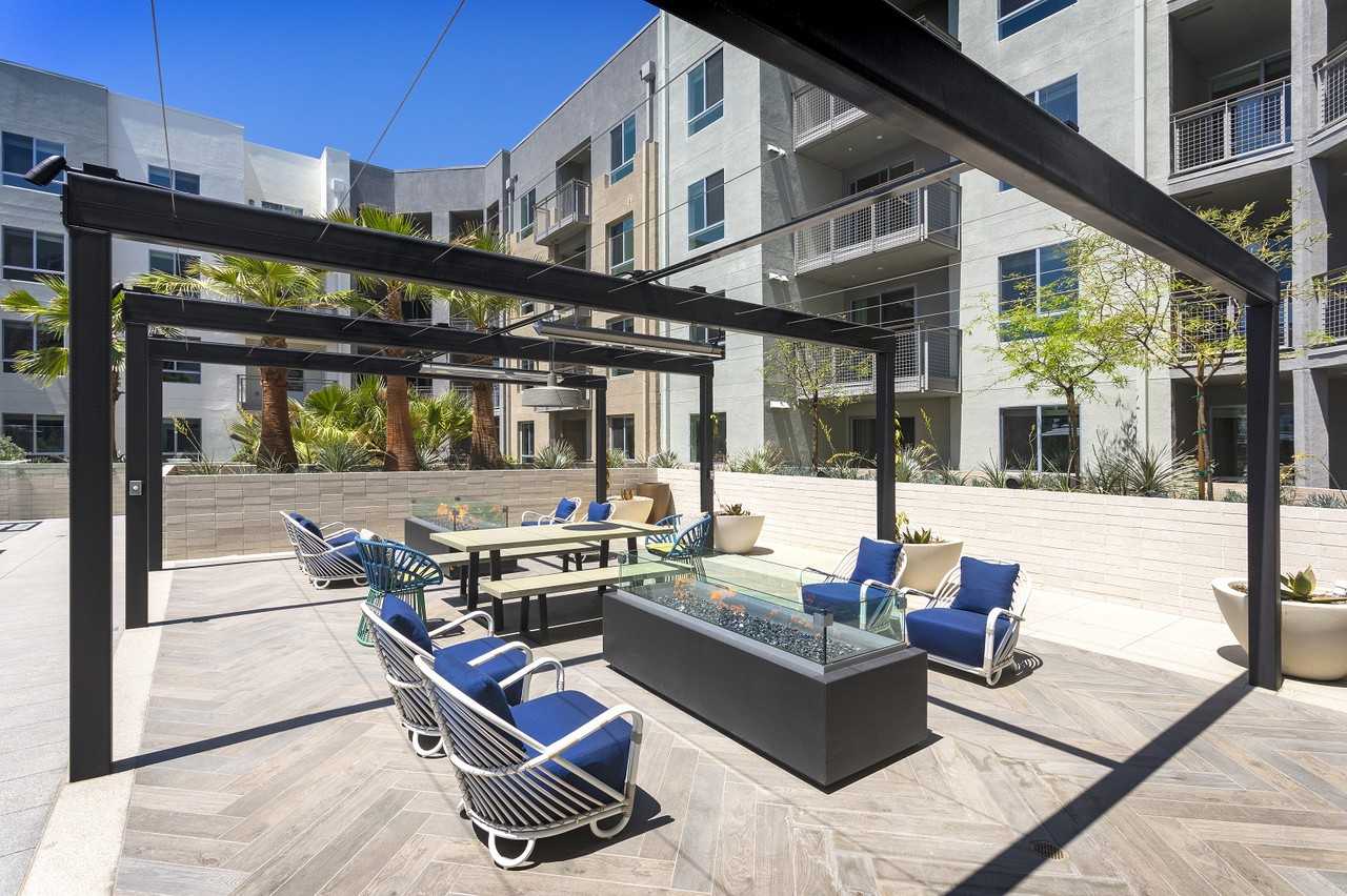 Bahay - Photo 7 of 33