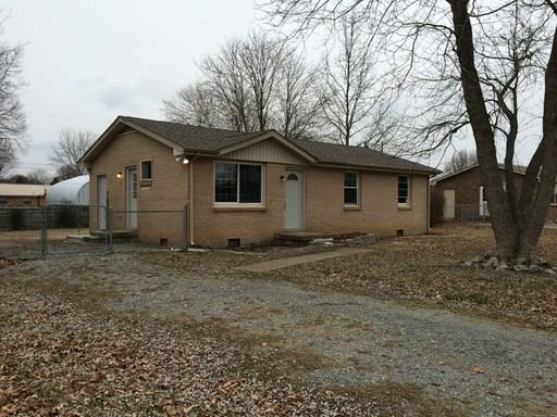 1507 Nichols Dr - Photo 2 of 16