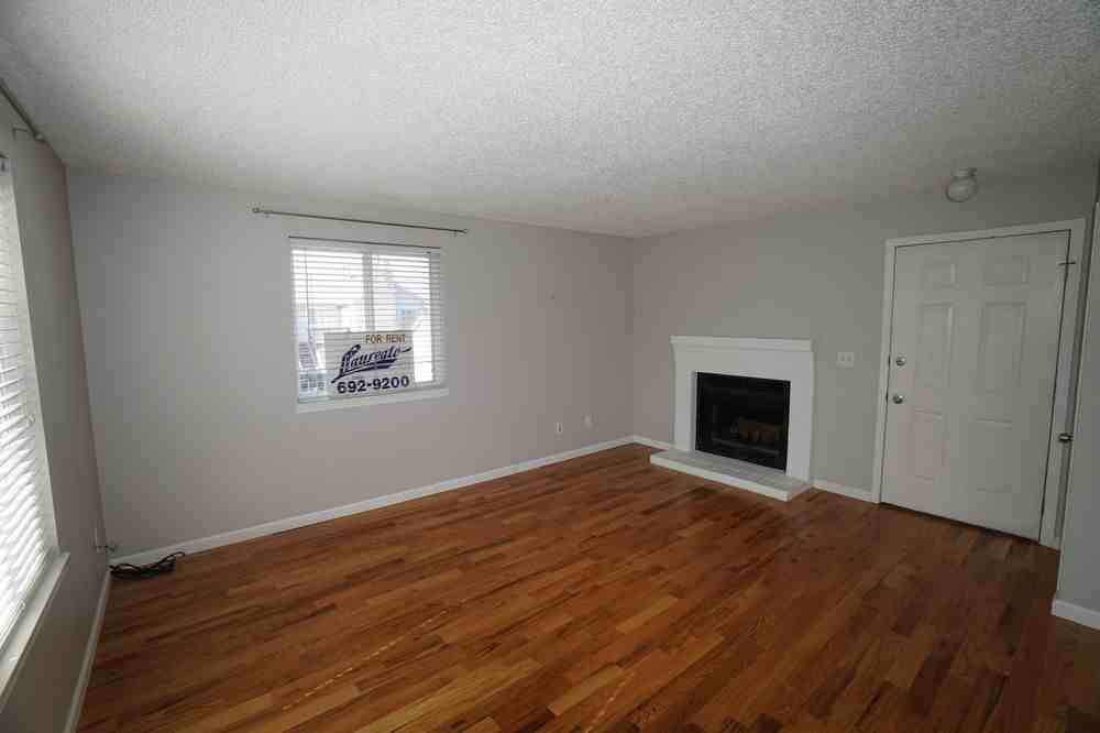 980 S Yukon St - Photo 2 of 11