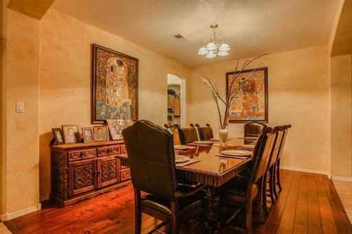 1831 Cam Fella St SE - Photo 3 of 9