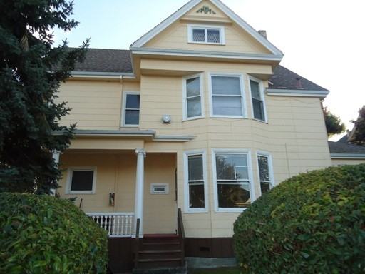 943 Virginia St - Photo 2 of 11