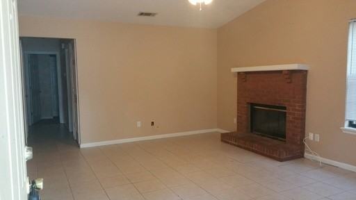 2457 Wren Hollow Dr - Photo 2 of 3