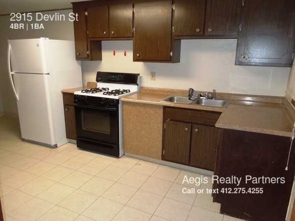 2915 Devlin St - Photo 3 of 13