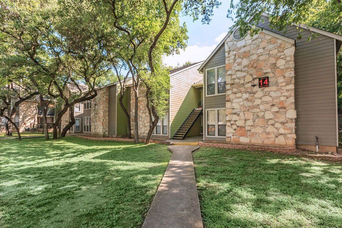 Salado Crossing Apartments 13230 Blanco Rd, San Antonio, TX 78216 Zumper