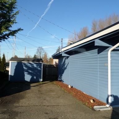 814 Woodford Ave N #1 - Photo 2 of 16