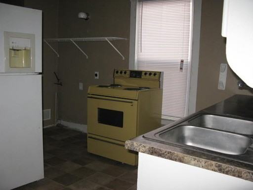 519 Madison St - Photo 3 of 5