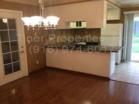 9387 Deeth Ct - Photo 3 of 14