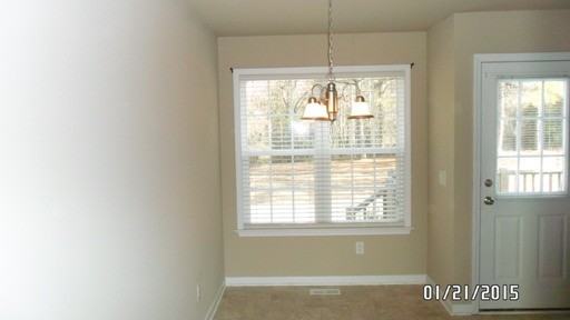 160 Saw Mill Dr - Photo 3 of 19