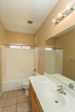 12526 W Bird Ln - Photo 3 of 11