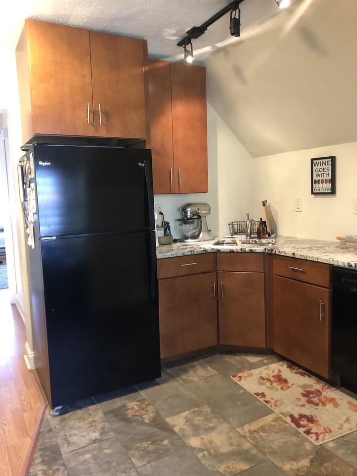 837 Highview St #3 - Photo 2 of 17