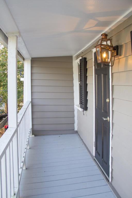 9 Montagu Ct - Photo 2 of 15