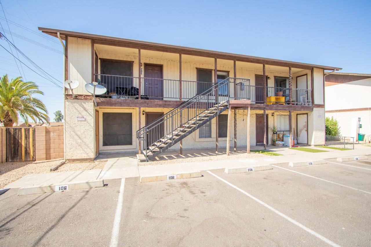 2266 W ELLA ST - Photo 2 of 2