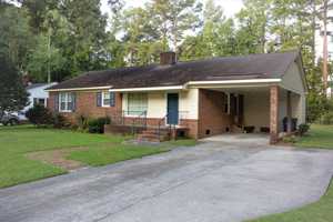 featured image of 208 Belvedere Dr