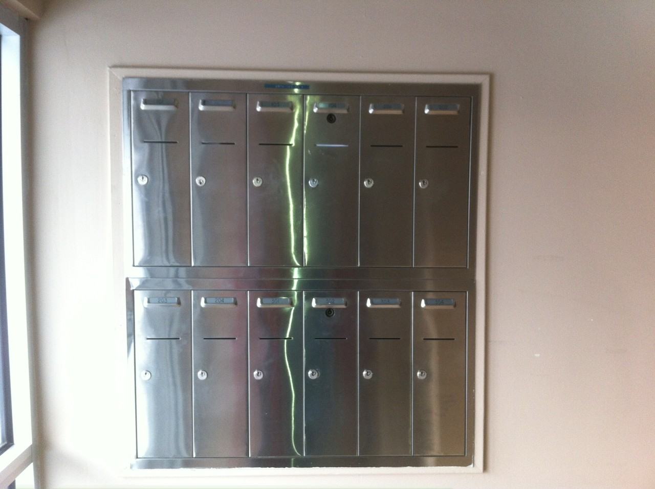 2870 Tecumseh Rd W - Photo 2 of 4