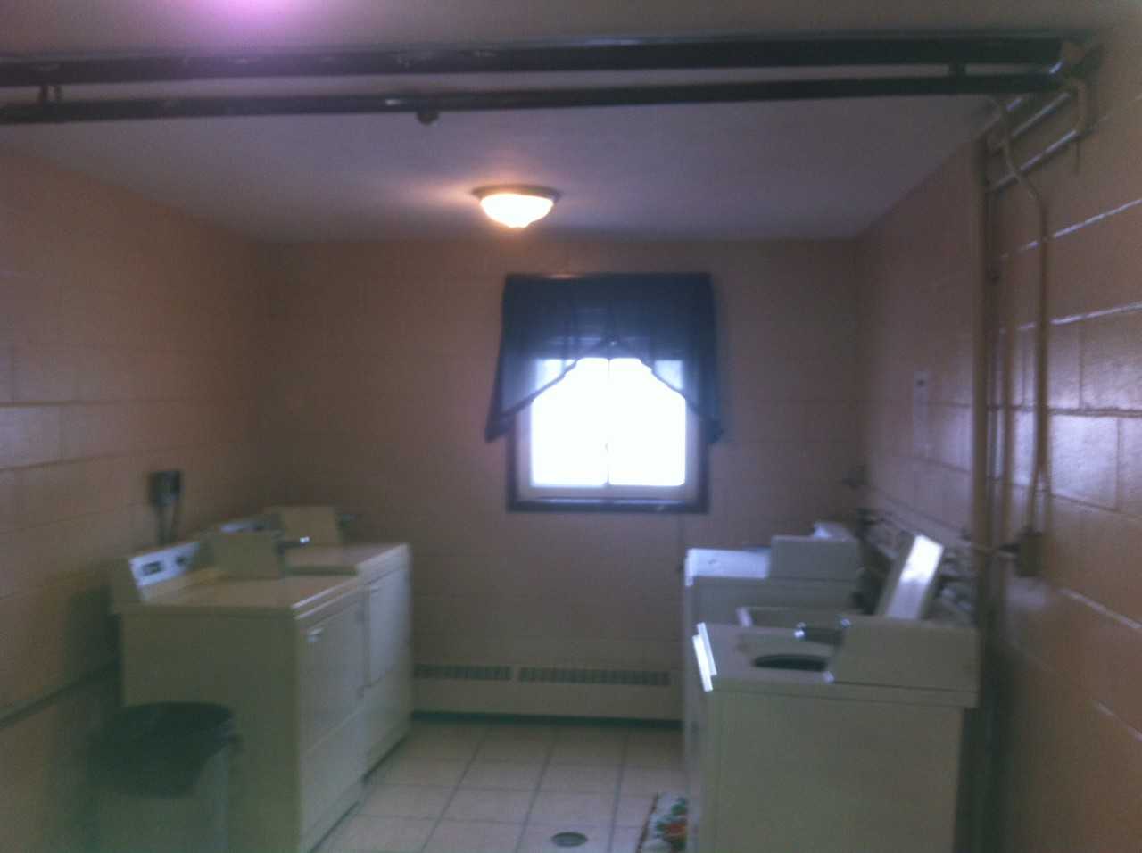 2870 Tecumseh Rd W - Photo 4 of 4
